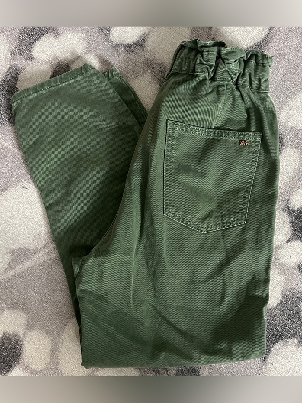 ZARA Paperbag Barrel Leg Denim Olive 4